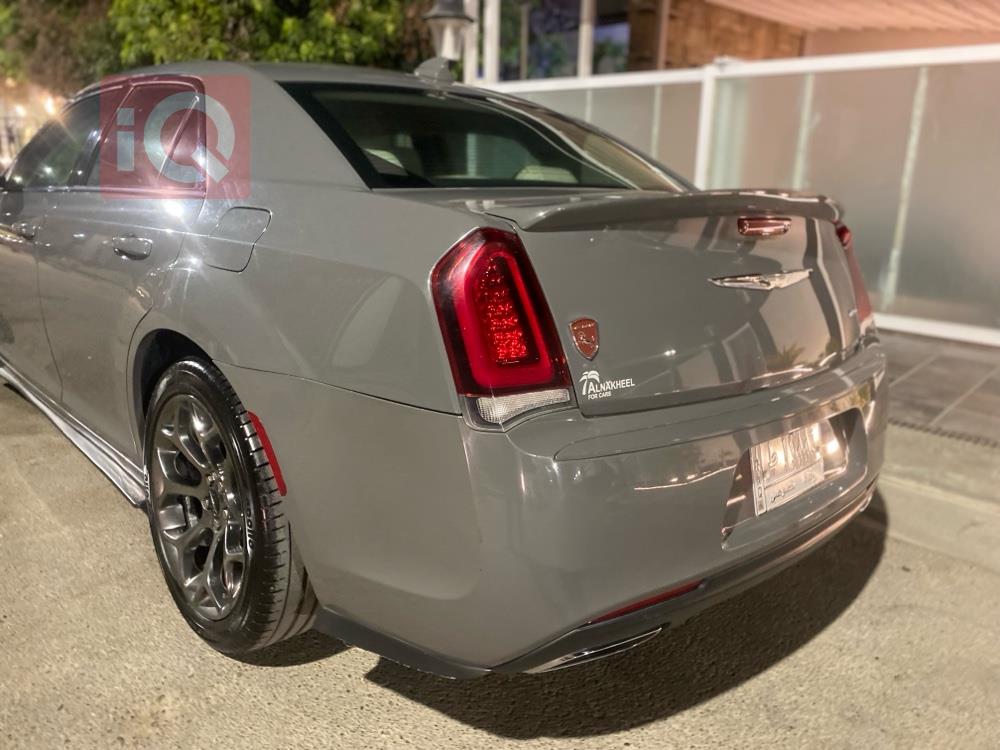 Chrysler 300
